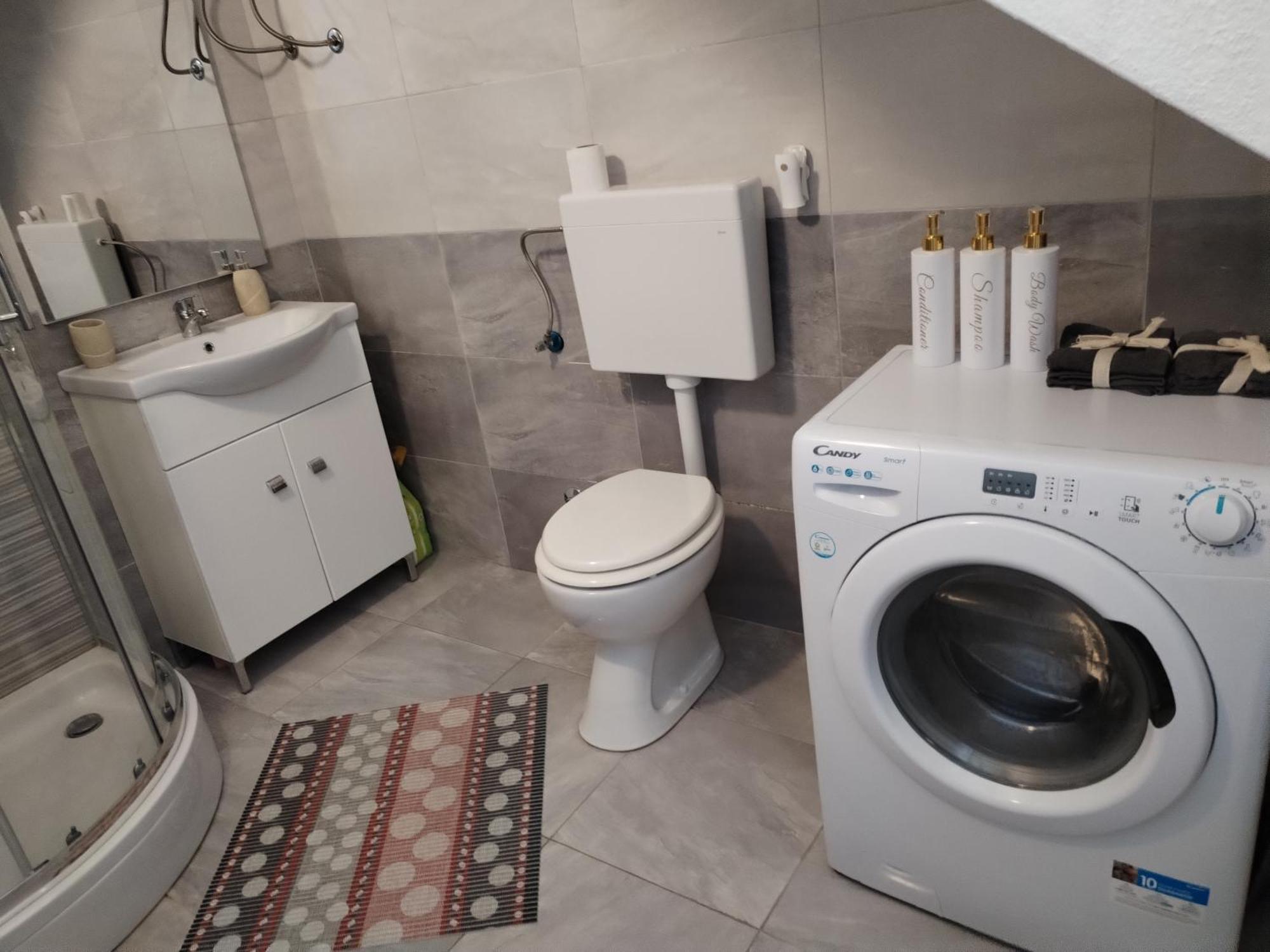 Ema Apartment Šibenik Екстериор снимка
